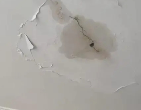 经开区阳台漏水维修公司分享下屋面防水工程质量问题原因分析